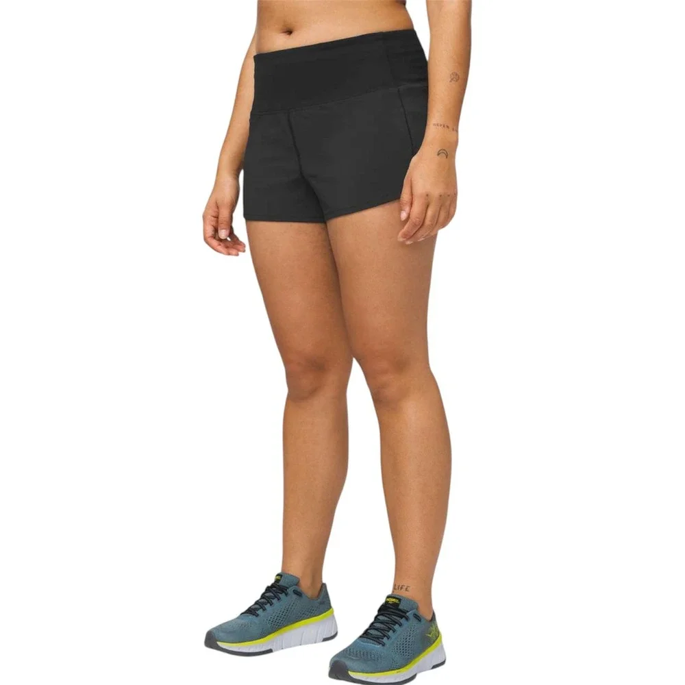 Lululemon Black Speed Up Short High Rise 2.5
